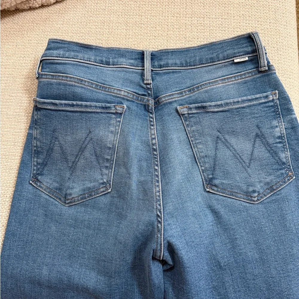 MOTHER LiL’ Rambler Zip Flood Color: Out of the Blue Straight Leg Jeans - Picture 11 of 14